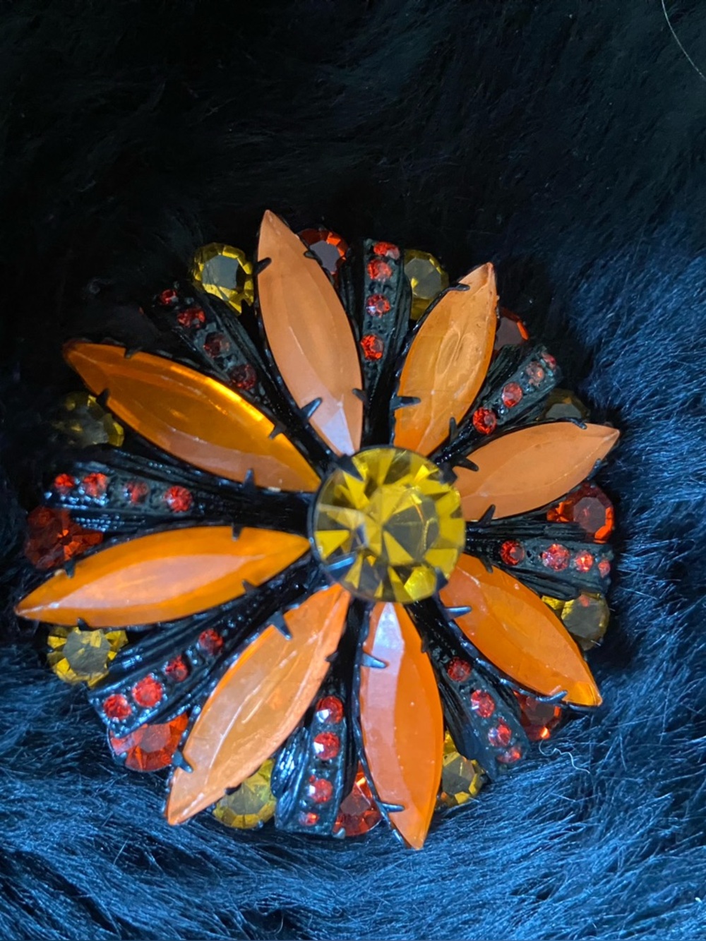 Orange tone multi-facet Brooch